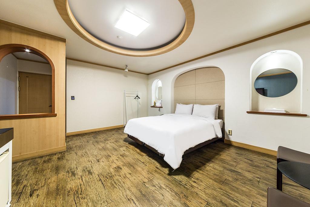 Hotel Tate Suwon Exteriér fotografie